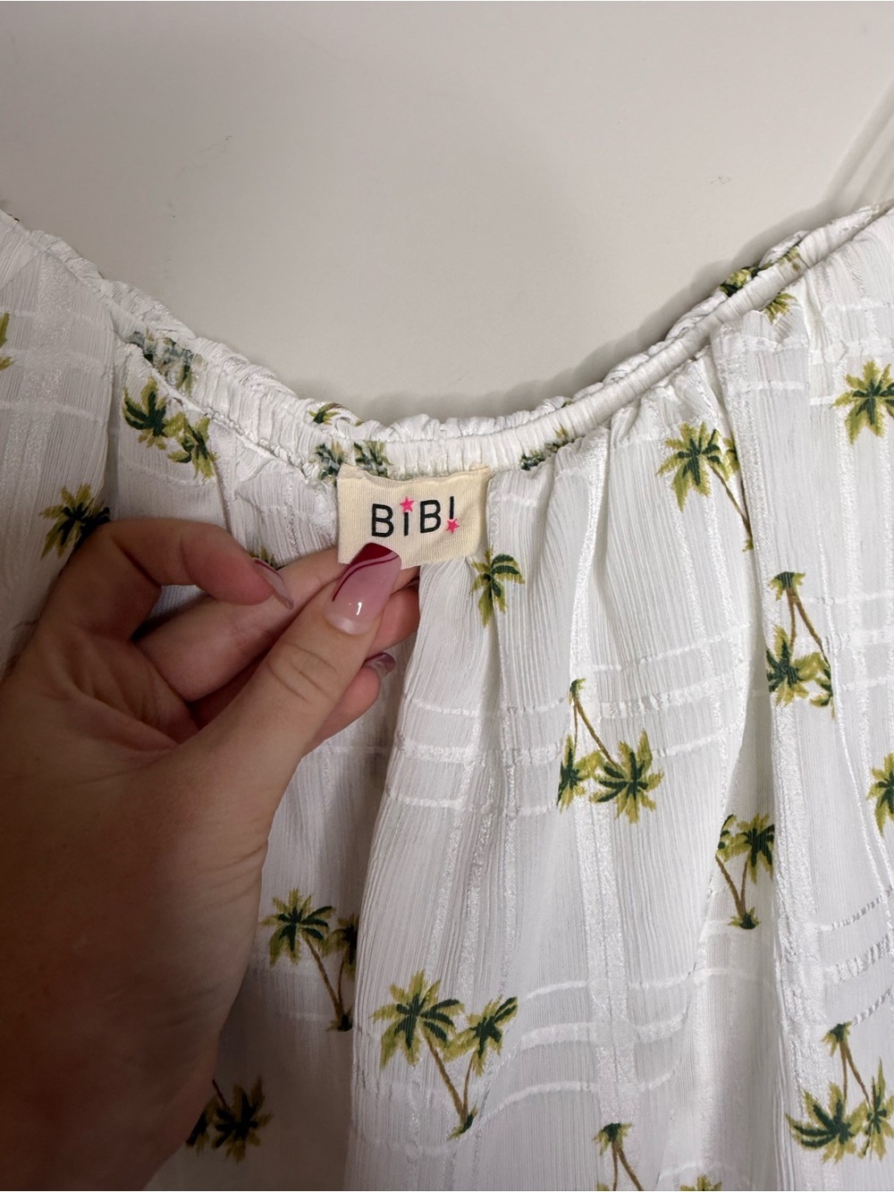 BiBi White Palm-Print Off-Shoulder Top - Picture 4 of 7